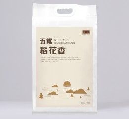 “貢一匯”稻花香有機米，包裝設(shè)計方