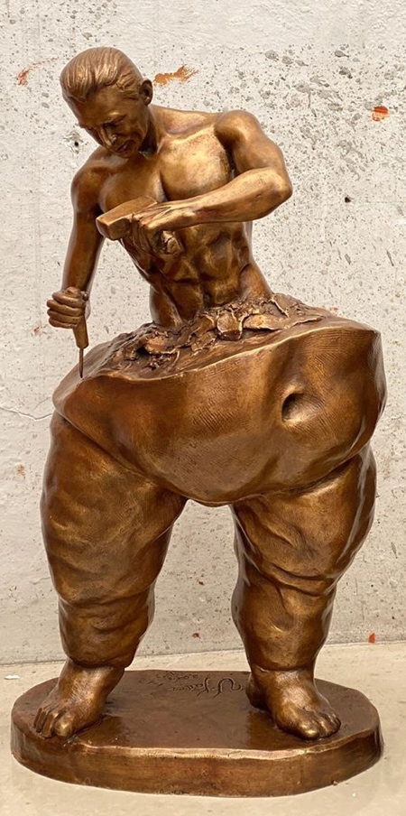 励志雕塑来自victorhugoya09ezpi09a的自造人